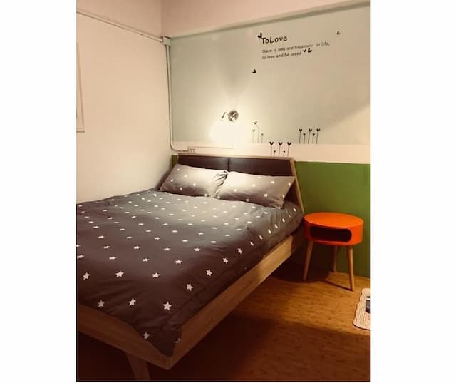 Small corner Star B & B-Basic Double Room, 1 Double Bed, Private Bathroom-4