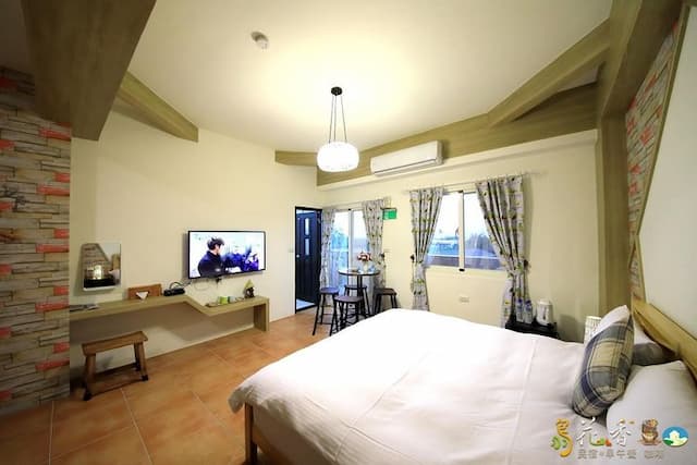Bird feather floral homestay-Family four-room-2
