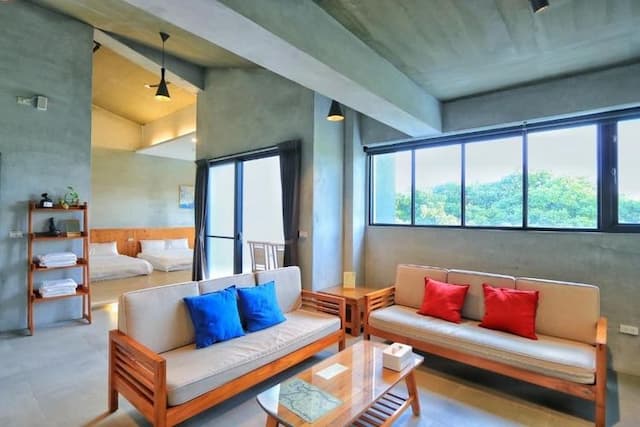 林房民宿-瓊崖海棠６人房-2