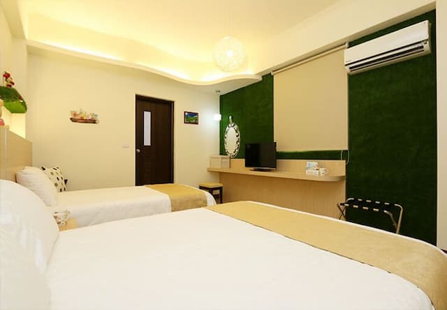 Hsieh's Home-Green field Habitat triple room-3