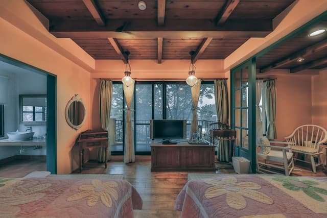 Sunday Home-Thursday 四人房-1