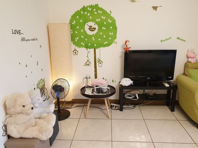 로맨틱 이지스 룸  (Romantic Izzy's home)-Has a small Fortunately, the green leaves colorful suites (bathroom independent, but outside the room)-5