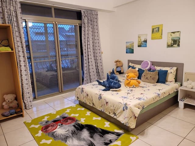 로맨틱 이지스 룸  (Romantic Izzy's home)-Has a small Fortunately, the green leaves colorful suites (bathroom independent, but outside the room)-4