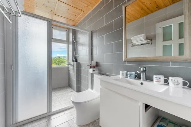 Wilderness1138 Huelien B&B.-Quadruple Room with Mountain View and Balcony-10