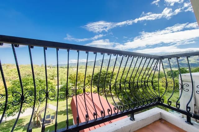 Wilderness1138 Huelien B&B.-Family Quadruple Room with Balcony-13