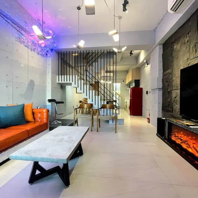 安平鵀 彩居｜可10-15人包棟、烤肉/戲水池/麻將/影音娛樂-彩居館10人獨棟潮流酒吧風格烤肉包棟（最多可16人入住，記得更改人數）依人數開放房間數量-4