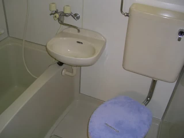 ユニット型のバス＆トイレでしす