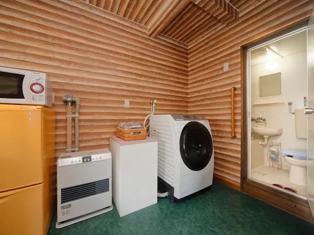 専用バスルームと乾燥機付洗濯機