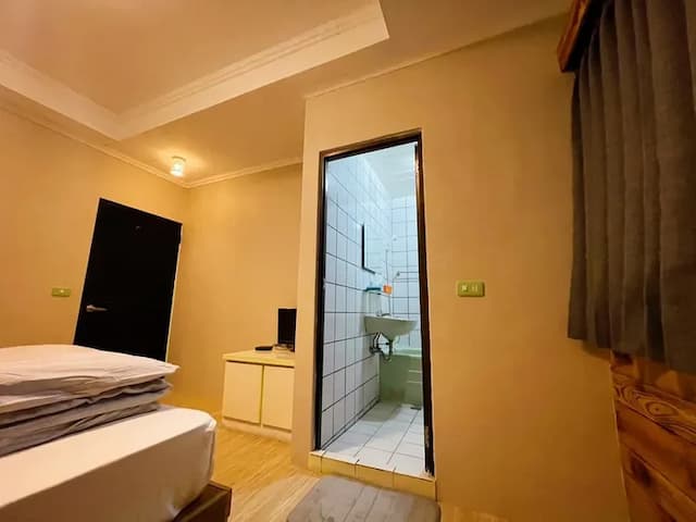 Exposing Dongyue-Double room-2