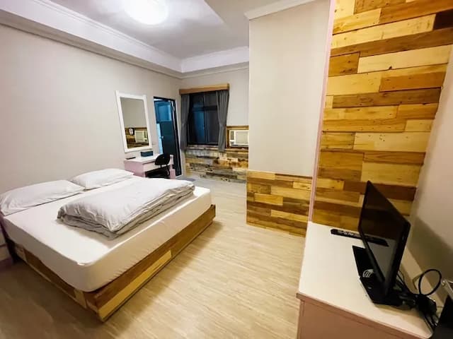 Exposing Dongyue-Double room-7