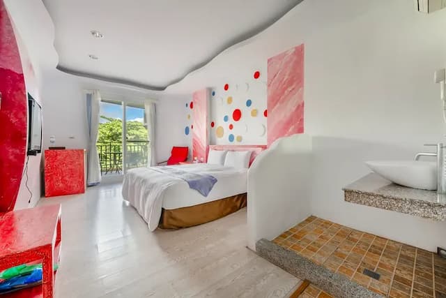 墾丁圍園旅店-山景雙人房-附浴缸-12