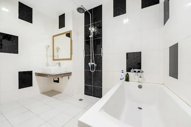 墾丁圍園旅店-山景雙人房-附浴缸-10