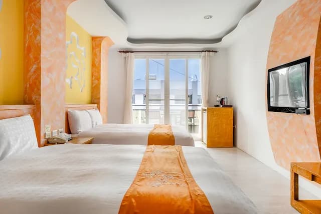 墾丁圍園旅店-高級四人房-附浴缸-2