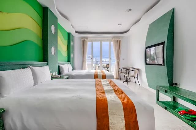 墾丁圍園旅店-高級四人房-附浴缸-10