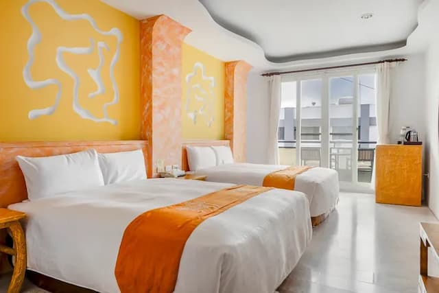 墾丁圍園旅店-高級四人房-附浴缸-1