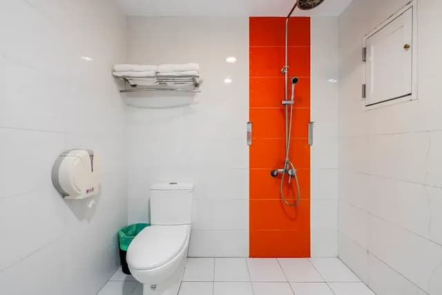 墾丁圍園旅店-山景四人房-附浴缸-9