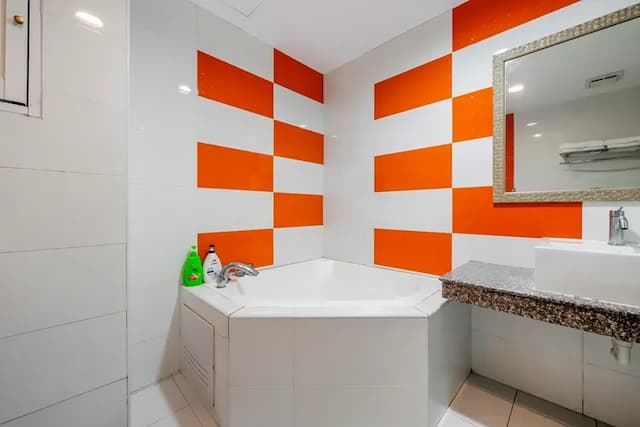 墾丁圍園旅店-山景四人房-附浴缸-8