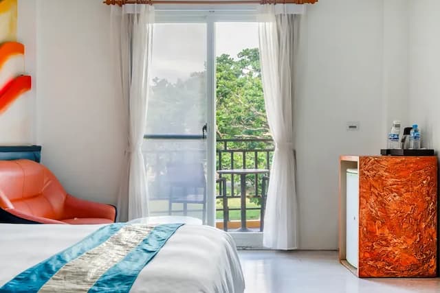 墾丁圍園旅店-山景四人房-附浴缸-2