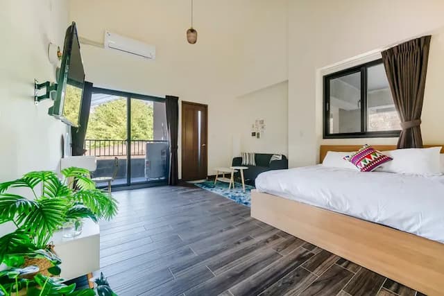 Pumori Guesthouse-King Double Room-1