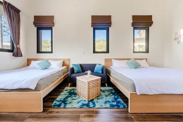 Pumori Guesthouse-Premium Quadruple Room-6