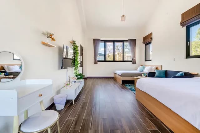 Pumori Guesthouse-Premium Quadruple Room-5