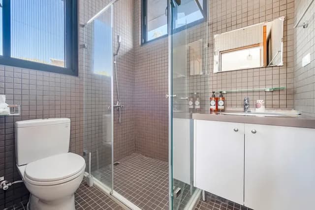 Pumori Guesthouse-Premium Quadruple Room-13