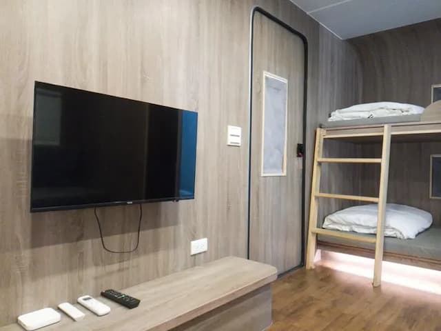 灣東日出露營拖車｜新上架！日出露營車、鄰近東澳漁港和神秘沙灘-【露營車】露營車-2