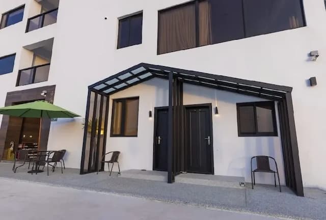 Qianhai B&B-1층에 독립적인 출입이 가능한 쿼드러플룸 B-2