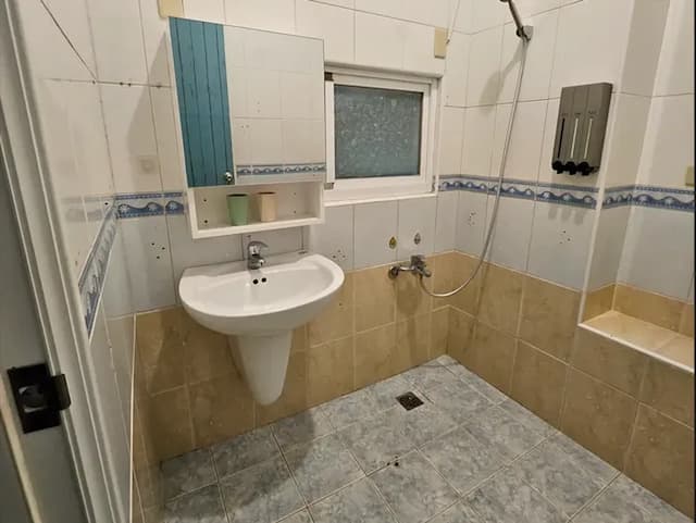 南島旅宿-雙人雅房(衛浴共用) (一大床) 4樓-4