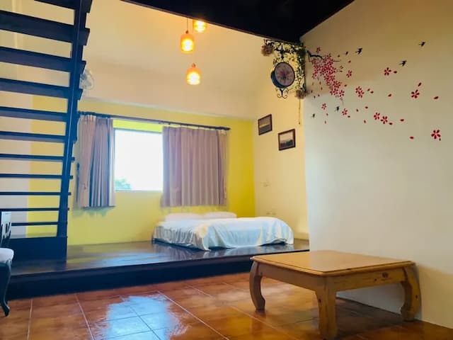 Tenlai Leisure Homestay | Free Breakfast-夢が叶う‧ロフトビューの6人部屋-1