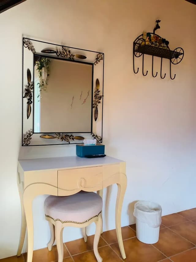 Tenlai Leisure Homestay | Free Breakfast-快適で快適、屋根裏部屋の景色を望む6人部屋-6