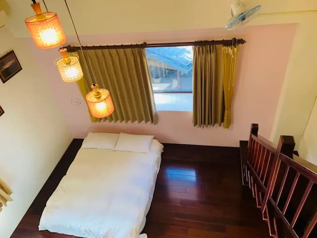 Tenlai Leisure Homestay | Free Breakfast-快適で快適、屋根裏部屋の景色を望む6人部屋-2