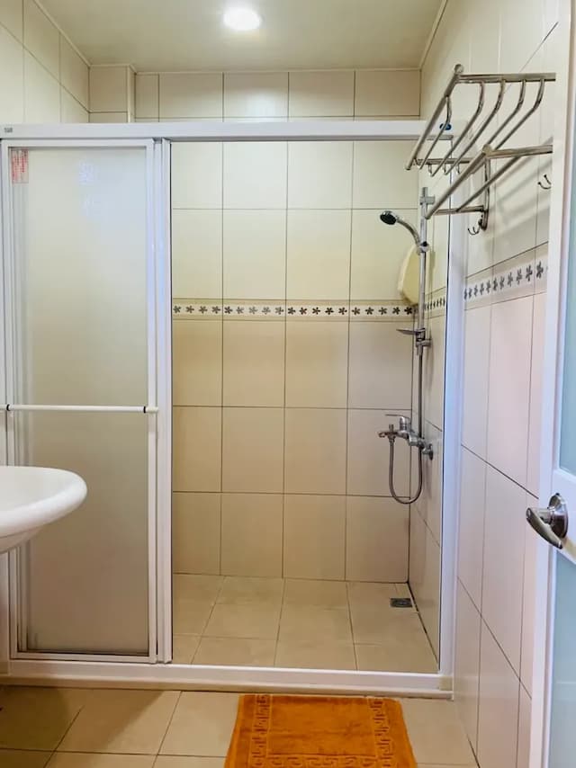 Tenlai Leisure Homestay | Free Breakfast-満足と感謝‧4人部屋 マウンテンビュー-6