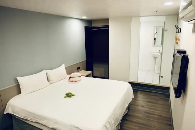 歐法行旅 O Fun Hotel-豪華雙人床(無窗)-10