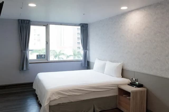 歐法行旅 O Fun Hotel-豪華雙人床(有窗)-4