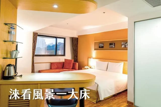 Hotel Leisure Tamsui-Queen Room-1