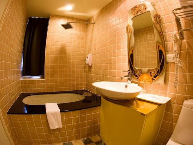 K-One Homestay-Monarch two rooms-3