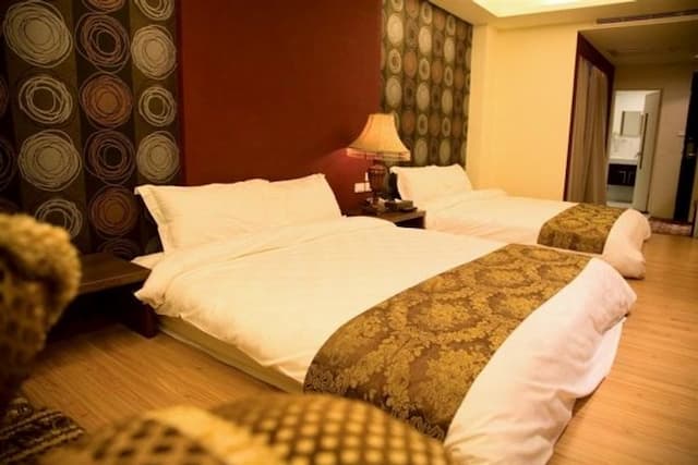 德古拉尊爵四人房