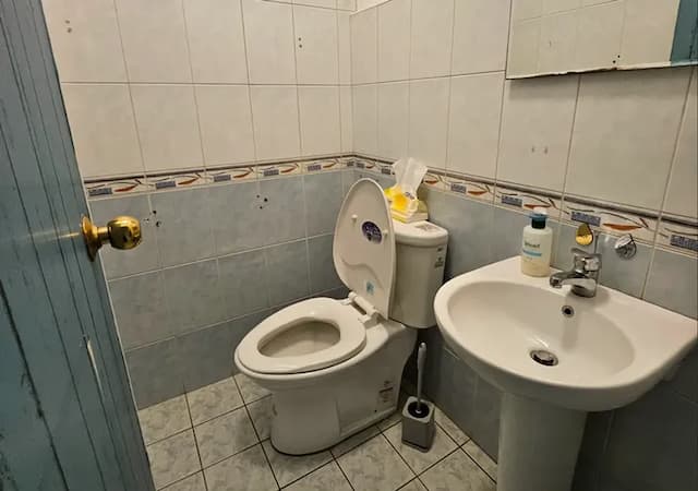 南島旅宿-4人雅房(衛浴共用) (兩張一大床) 4樓-3