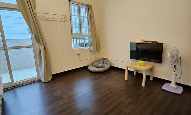 南島旅宿-4人雅房(衛浴共用) (兩張一大床) 4樓-2