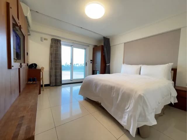 The South-Dawn-Superior Double Room-3