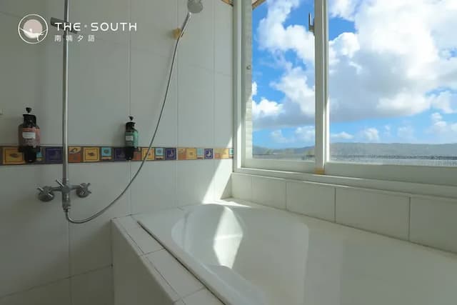 The South-Dawn-Superior Quadruple Room-13