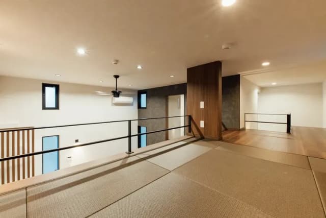 ロフト(寝室②)