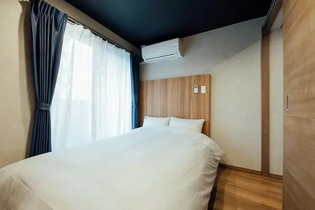 ダブルベッド×１