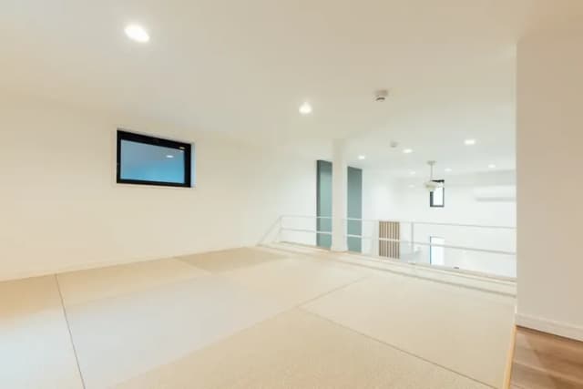 ロフト(寝室②)