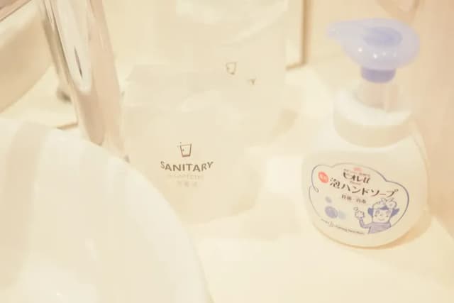 REQRAS Sakura Machi-Relax in a cafe-like room [REQRAS Sakuramachi 101]-8