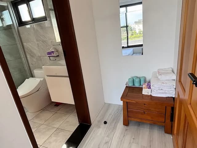 LOVE Mi Resort Club-202 Queen double room-8