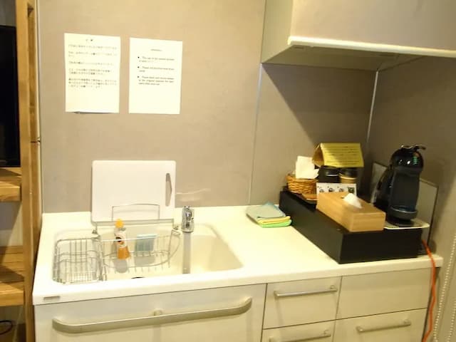 ・電気ケトルや食器一式、食器用洗剤も！