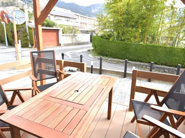 ・ウッドデッキで優雅なひとときを