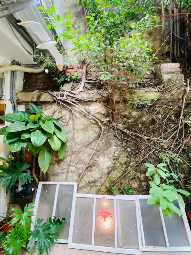 捉鳳凰.倚鳳閣.鳳凰別院｜台南百年老宅系列:可2-14人包棟、提供停車、台南精華地帶-三館百年老宅~鳳凰別院}:六人包棟(雙主臥)-9